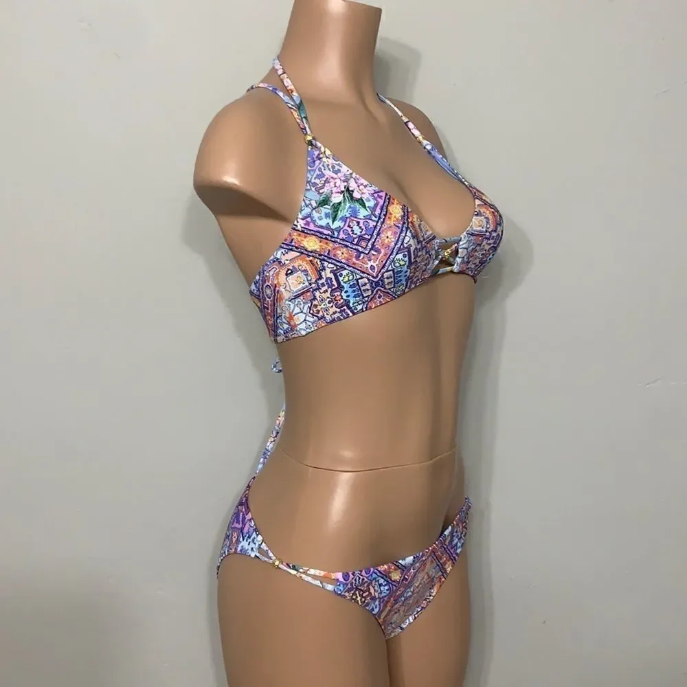 Nanette Lepore bikini set. M-top/L-bottom. NWT
